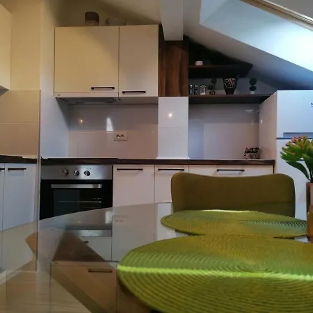 Sofija Apartment *